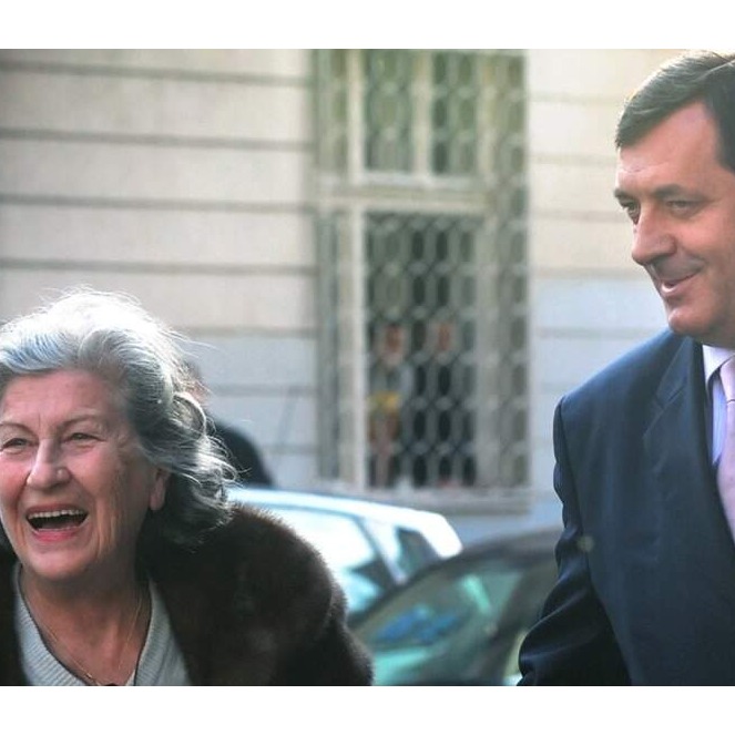 "KNEGINJA S VRAČARA" | Ko su danas 'naše žene’? Slučaj Biljane Plavšić i ogledalo društva