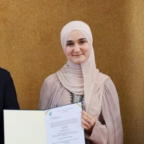  Ezana - prva hafiza Kur'ana Časnog u Velikoj Kladuši