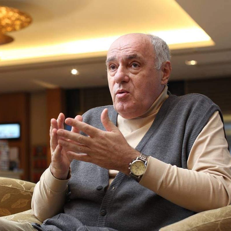 Puhovski u mantilu islamofobije: Hvala ti komšija, al’ ne treba savjet!