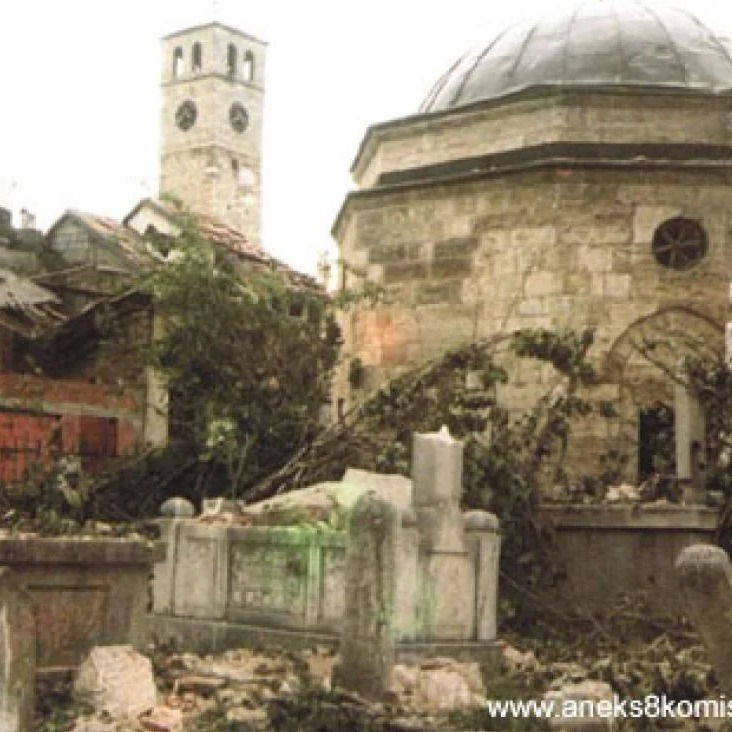 „Ne lomite munare i džamije“ 