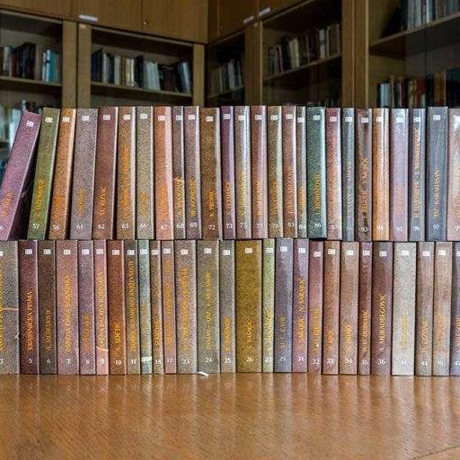 Kapitalna edicija “Bošnjačka književnost u 100 knjiga” i druga izdanja darovana školama u KS