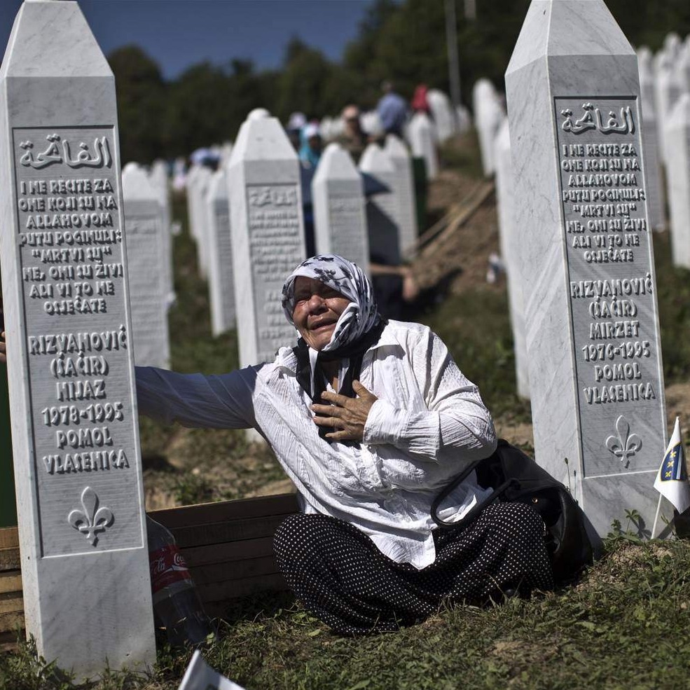Hasan Nuhanović i 11. juli: Kada bih odande samo jednom pogledao moja bi kletva proklinjala.