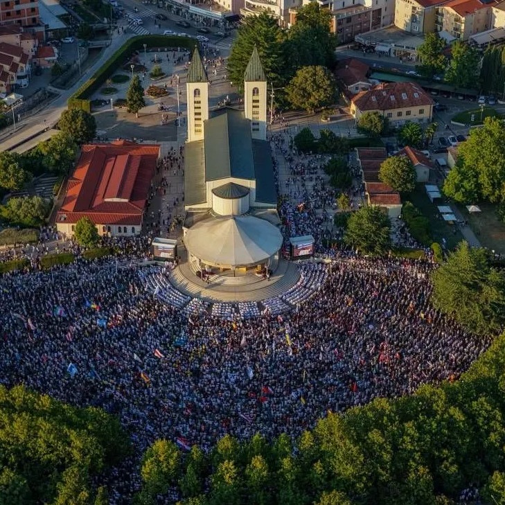 Muslimanska porodica kod Stoca otvorila dom poljskim hodočasnicima: Dobrota ne pita za vjeru ni naciju