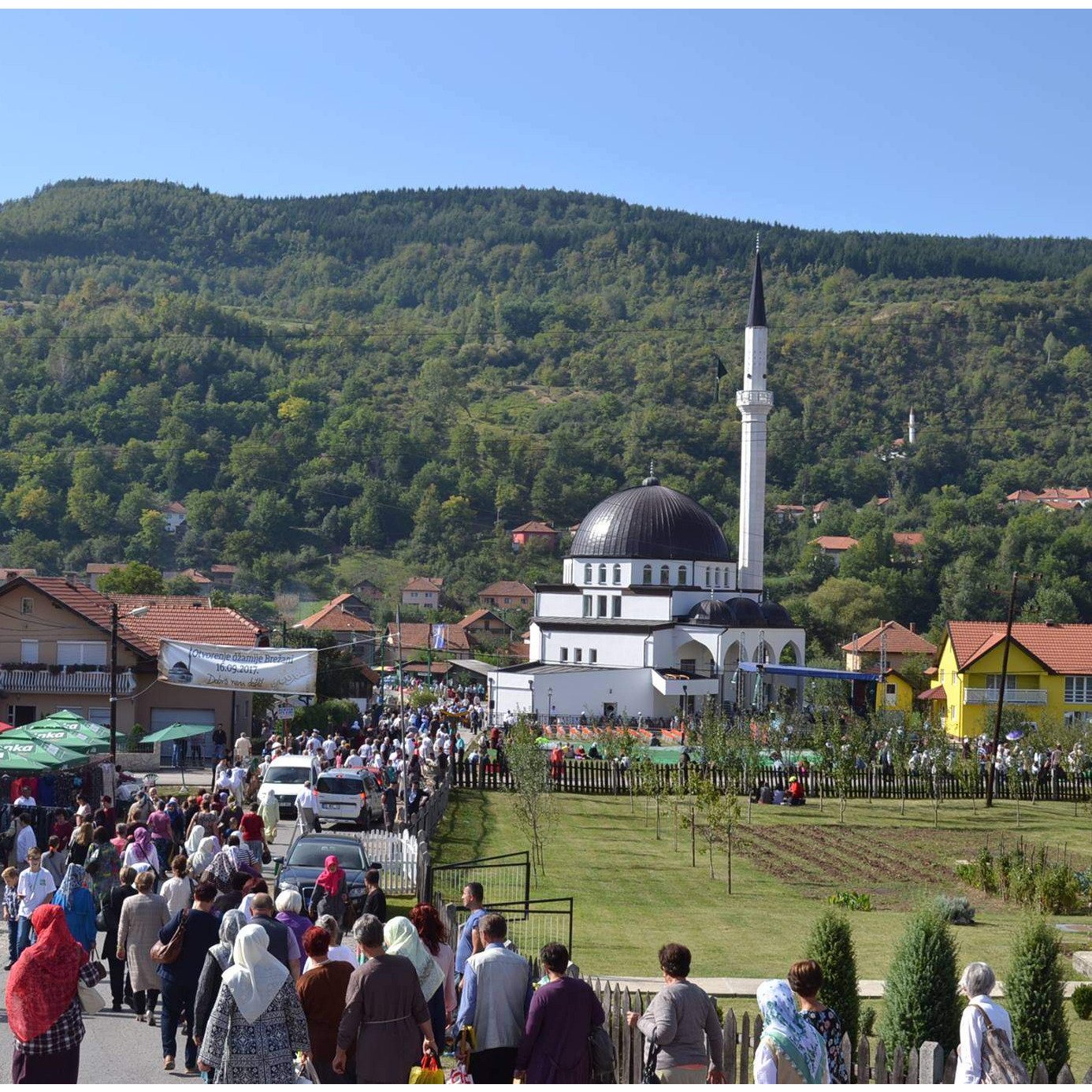 U Brežanima kraj Kaknja otvorena džamija i islamski centar 