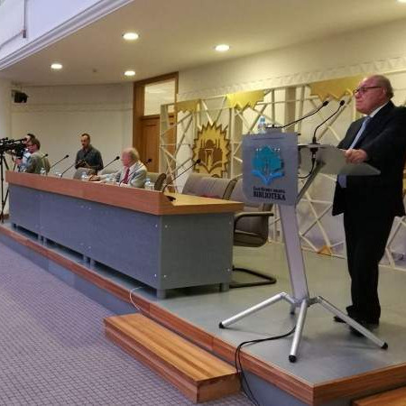 Sjećanje na Mersada Berbera: Čovjek koji je Bosni donio divljenje, a ona mu se nije znala odužiti