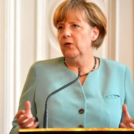 Merkel osigurala četvrti mandat, više opcija za koaliciju (Video)