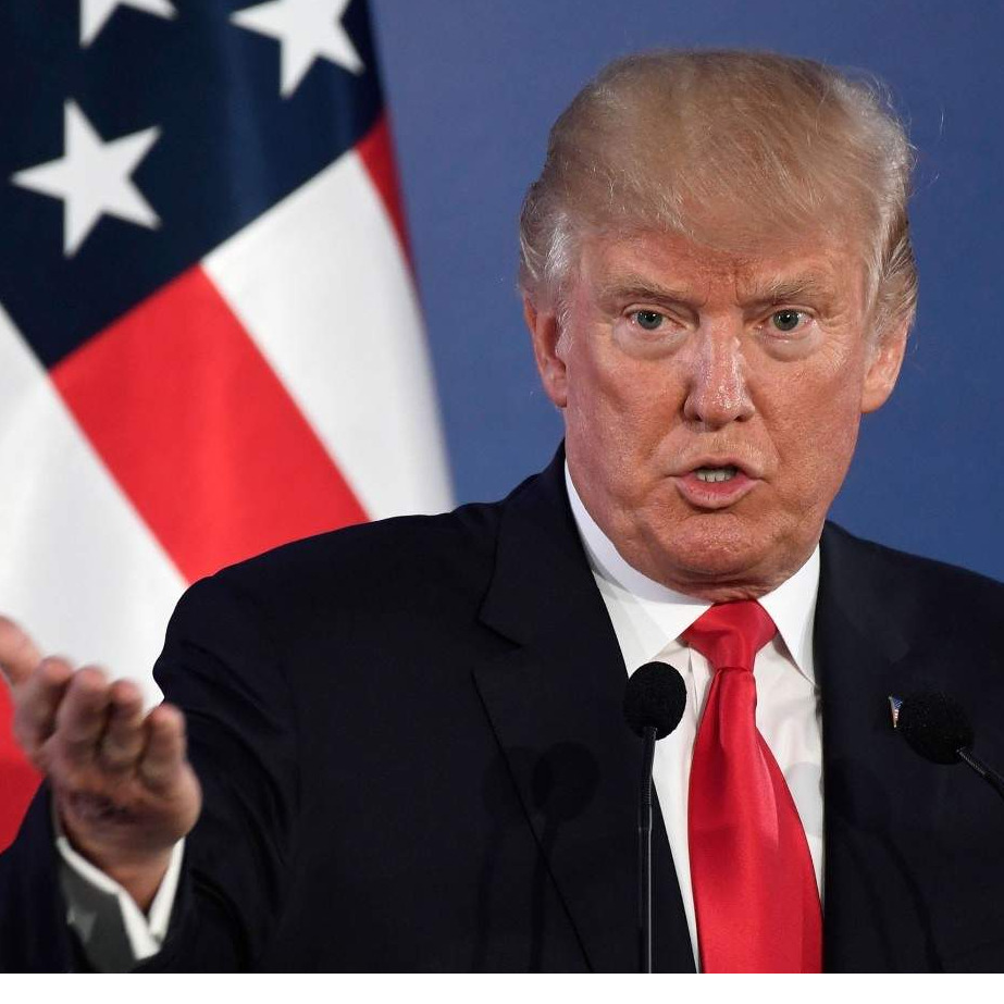 Posljednji dan na poslu - ugasio Trumpov Twitter nalog