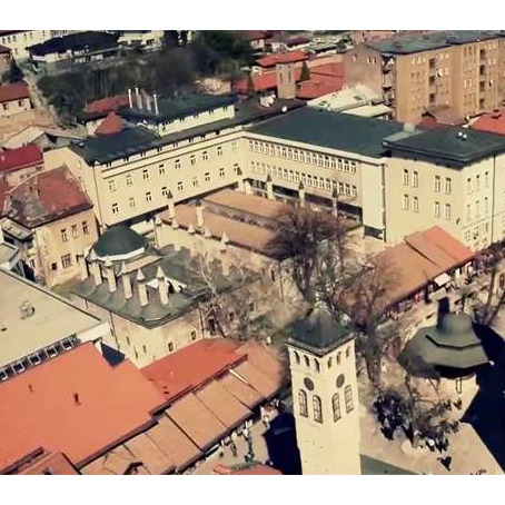 Zbog dojave o bombi evakuirana Gazi Husrev-begova medresa u Sarajevu