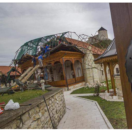 Glavni imam u Tešnju: Građani zovu i nude pomoć za obnovu minareta