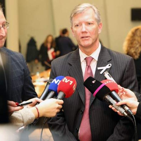 Berton pozvao vlasti RS-a da priznaju bosanski jezik