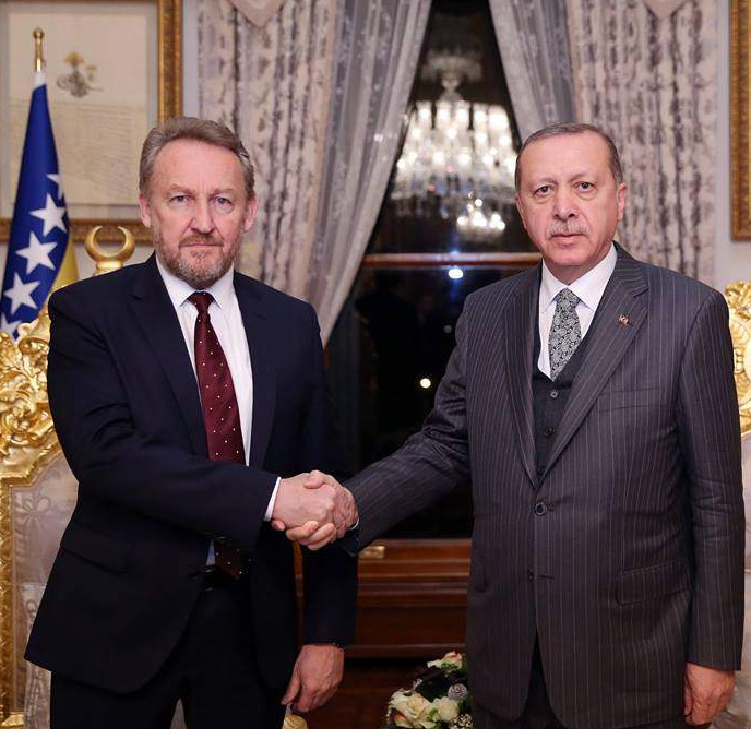 Erdogan u Istanbulu razgovarao sa Izetbegovićem 