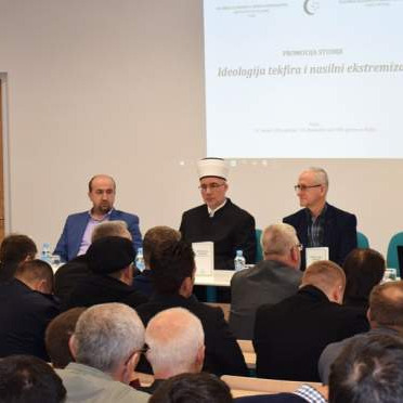 Tuzla: „Ideologija tekfira i nasilni ekstremizam“ 