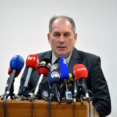 Dragan Mektić: Srbi moraju priznati genocid u Srebrenici