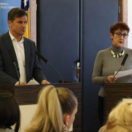 Novalić prekinuo sjednicu Vlade FBiH kod rasprave o slučaju "Isović"