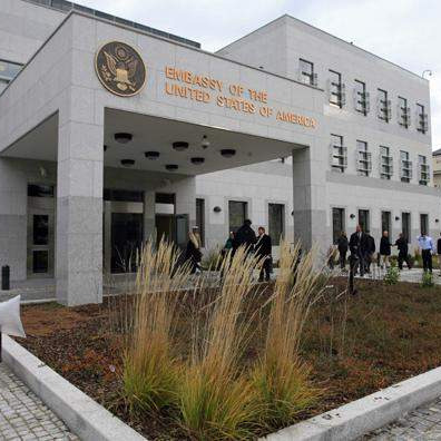 Ambasada SAD-a: Nemamo u planu obuku koja bi uključivala vatreno oružje koje RS kupuje od Srbije