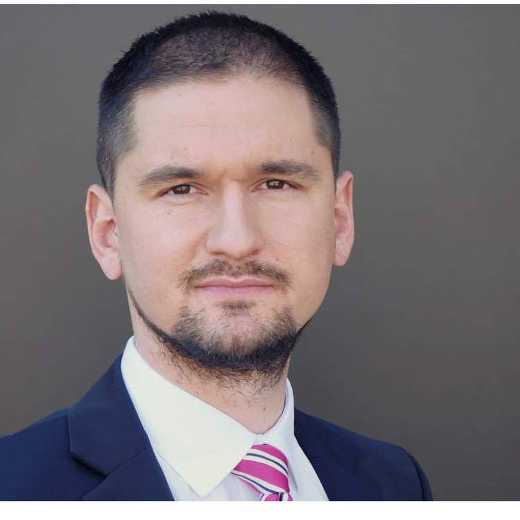 Harun Karčić: Kako narod koji je jedva preživio genocid može ikome biti prijetnja