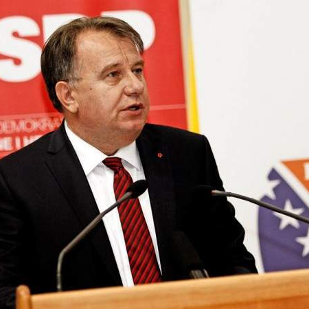 Predsjednik SDP-a BiH Nermin Nikšić čestitao Dan nezavisnosti BiH 