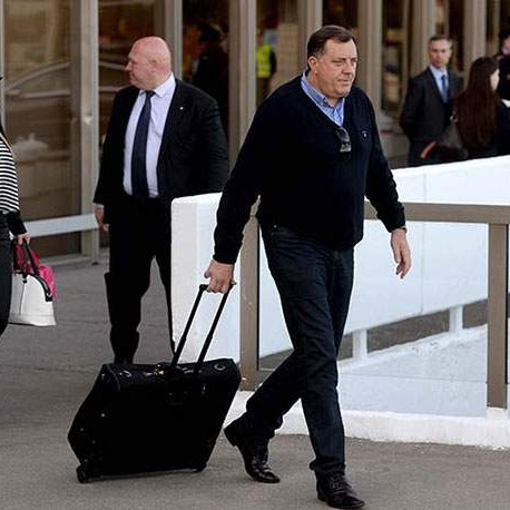 Dodik ostao bez lobista u Americi?