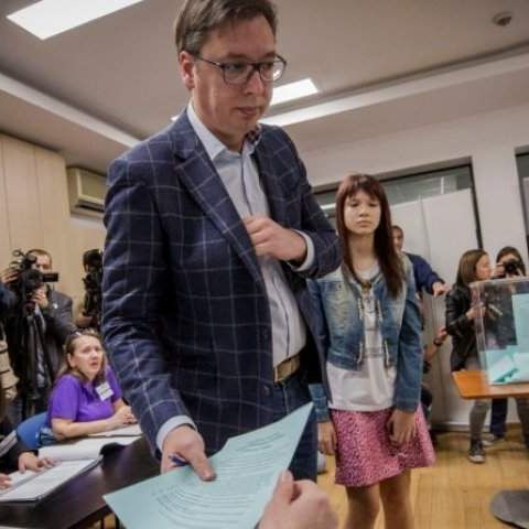 Zbog prijetnji Vučićevoj kćerki na Facebooku dobio 8 mjeseci zatvora
