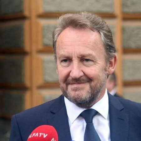 Izetbegović: Najveću šansu dao sam Zvizdiću