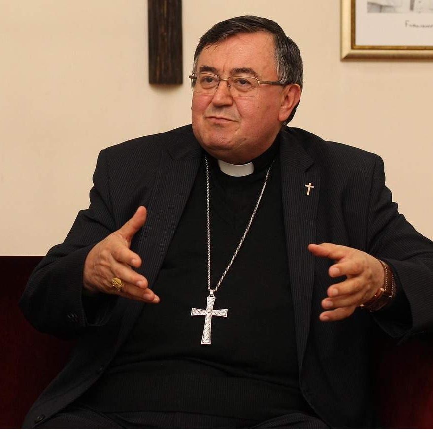 Kardinal Puljić osudio Dodikove napade na biskupa Komaricu