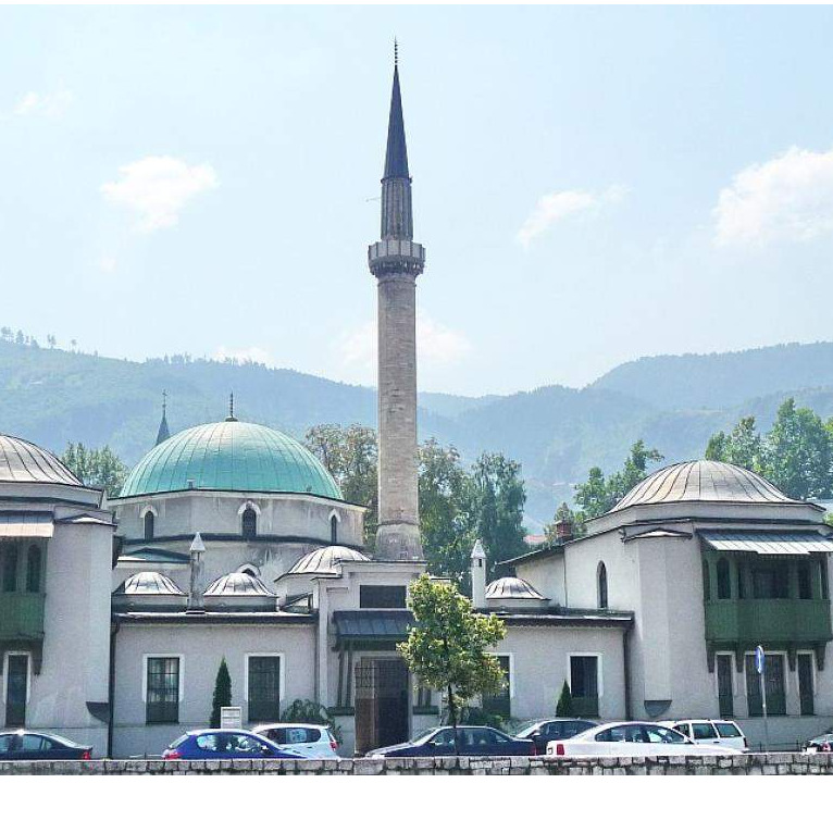 Komisija Rijaseta o kršenju prava na slobodu vjere i ugovoru s državom