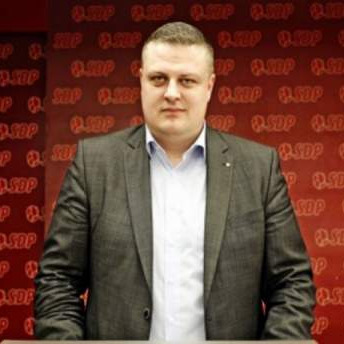 Mijatović Dodiku i Vučiću: Prestanite sluđivati i obmanjivati građane u BiH
