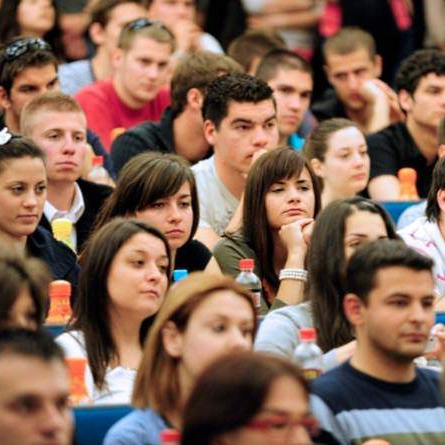 Bijela kuga, migracije, konkurencija: Univerzitet u Sarajevu bilježi sve manji broj studenata