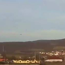Vojni avioni Srbije opet iznad Preševa (Video)