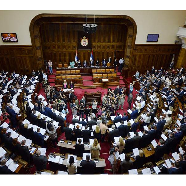YiHR: Šešelju oduzeti zastupnički mandat jer je osuđen 