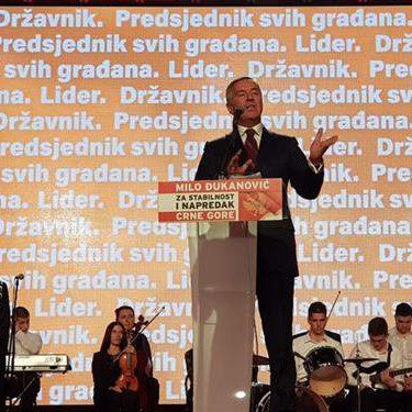 Đukanović je novi predsjednik, Tači prvi čestitao