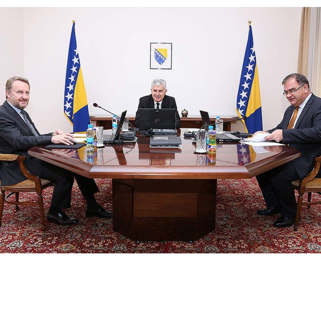 Čović i Ivanić odbili ugovor države s Islamskom zajednicom u BiH
