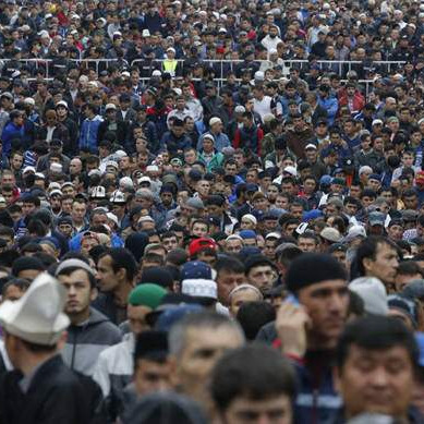 Fascinantni snimci: Čak 160.000 ljudi na bajram-namazu u Moskvi