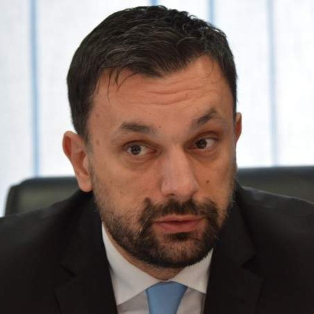 Konaković: Pozivamo ljude na borbu protiv postojećeg sistema