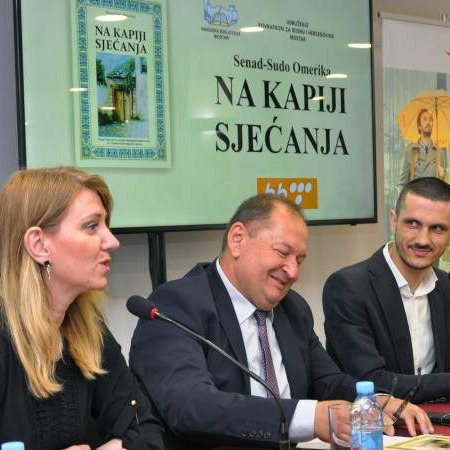 Predstavljena knjiga 'Na kapiji sjećanja' 