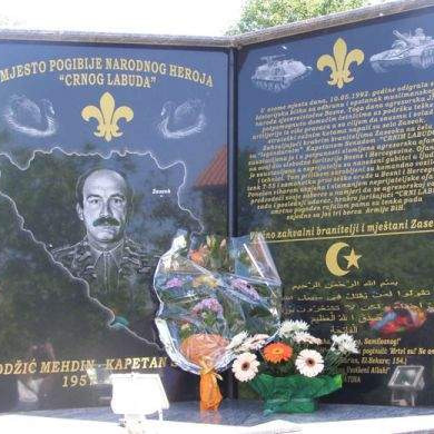 Crni labud | Navršilo se 26 godina od pogibije Mehdina-Senada Hodžića