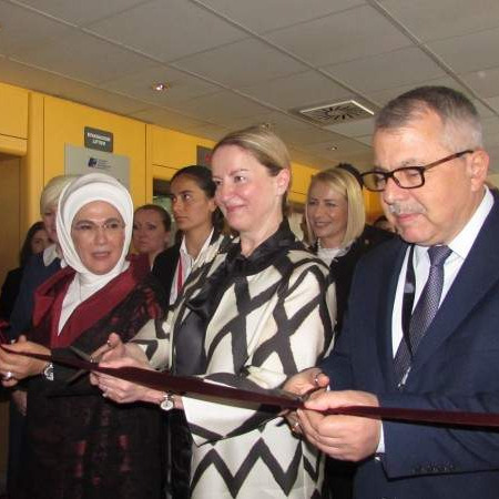 Emine Erdogan otvorila Kliniku za hematologiju