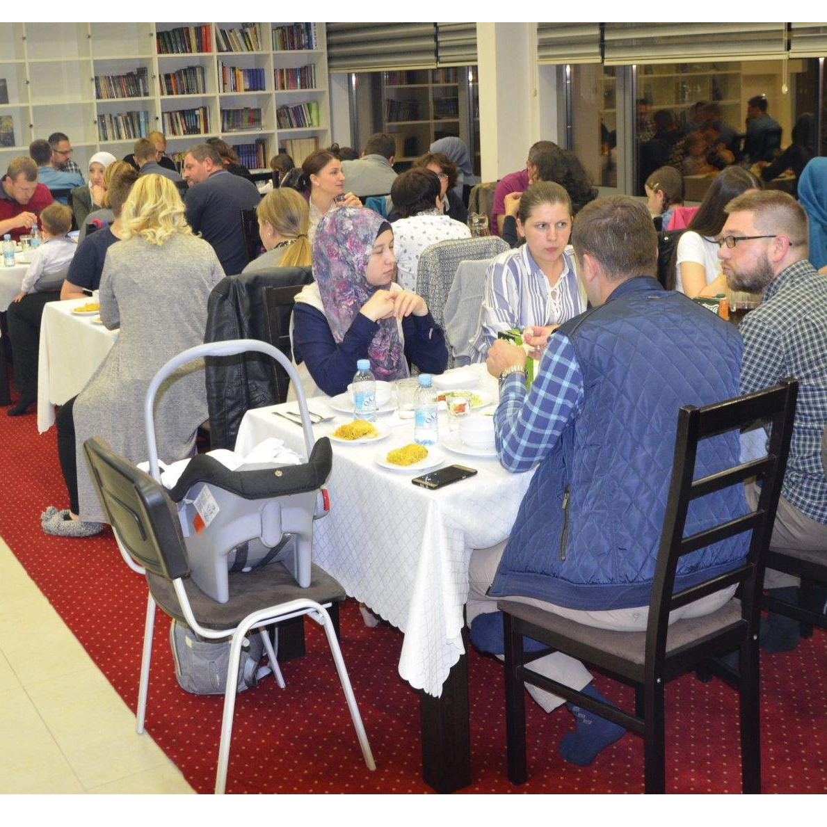 Organiziran “porodični iftar“ u Studentskom domu “Izvor nade“ 