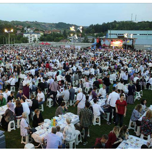 U Kaknju priređen iftar za 6.000 osoba