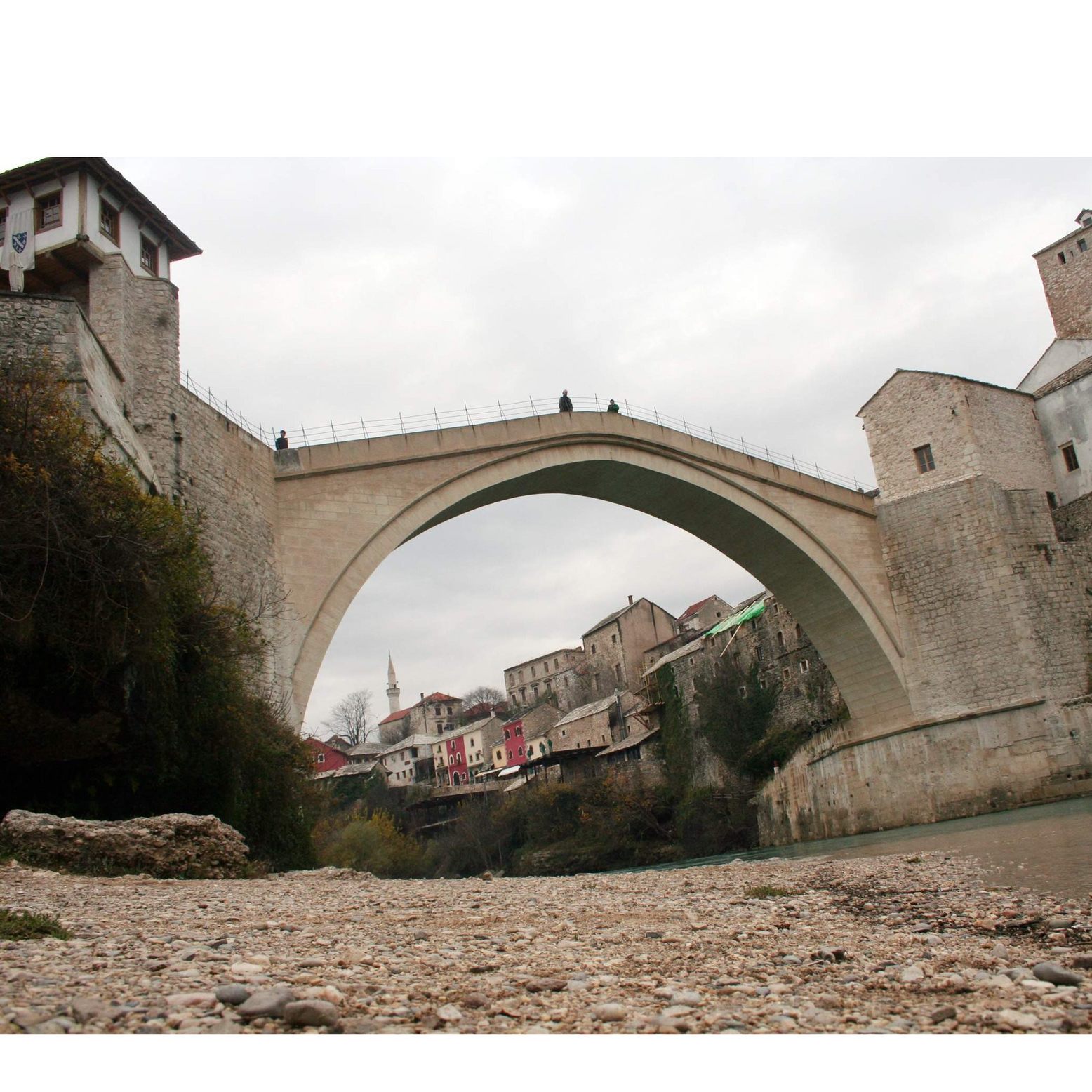 SDA Mostar: Iza scene se želi ispuniti politička želja samo jedne strane