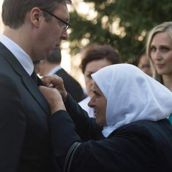 Vučićev dijalog s Bošnjacima: Stvori haos pa nastupi kao mirotvorac