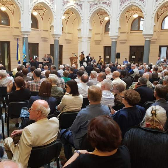 Alija Behmen - Život je posvetio izgradnji bolje BiH