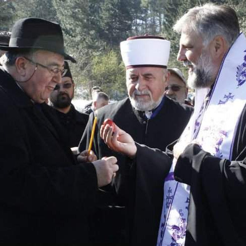 "Mi smo sekularno društvo još samo na papiru"