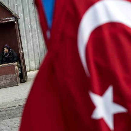Turska: Lira pala oko 30 posto, kako obuzdati inflaciju