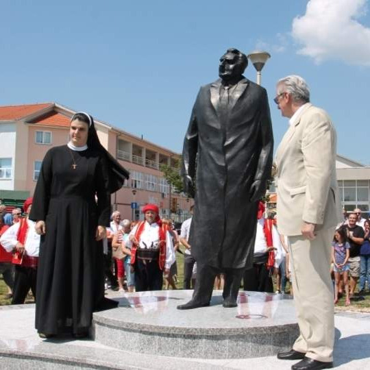 Galić: Spomenik Tuđmanu otkrili na godišnjicu pokolja nad Bošnjacima u Mokronogama!
