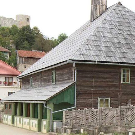 Najstarija  i najveća drvena džamija u Evropi 