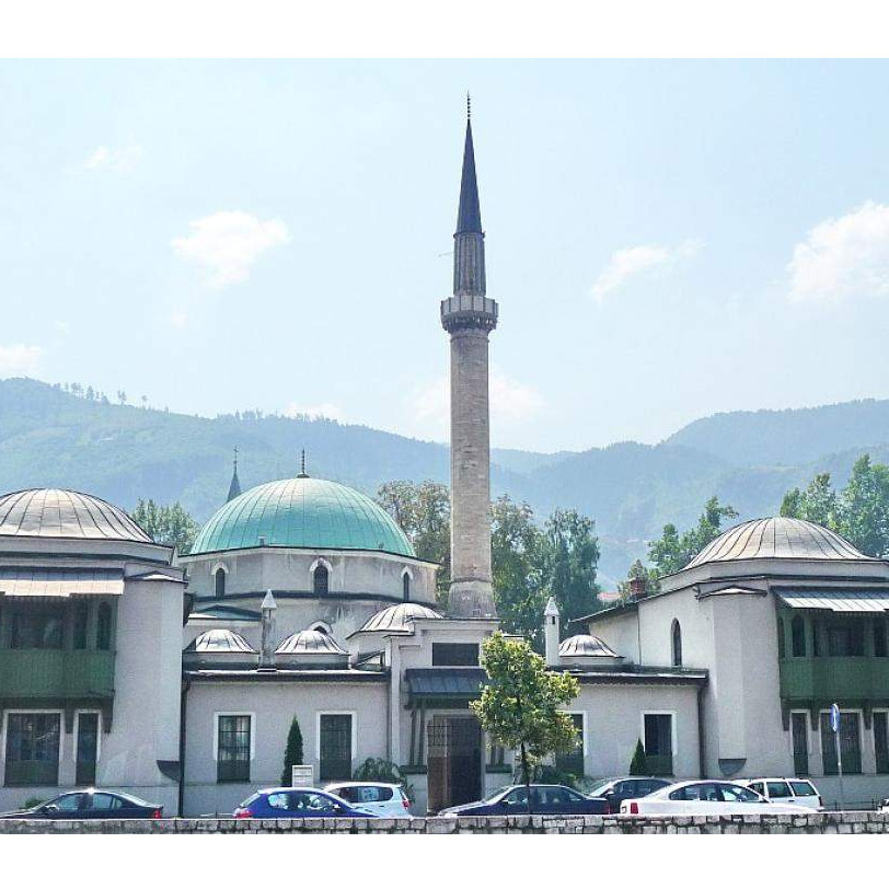 IZBiH zaprepaštena: Lavrov primio odlikovanje koje su dobili ratni zločinci 