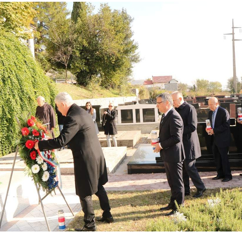 Godišnjica HZHB: Poruka Čovićevog vijenca na grobu Mate Bobana