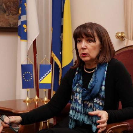 Mahmutbegović: Treba stalno ukazivati na značaj rane detekcije karcinoma dojke