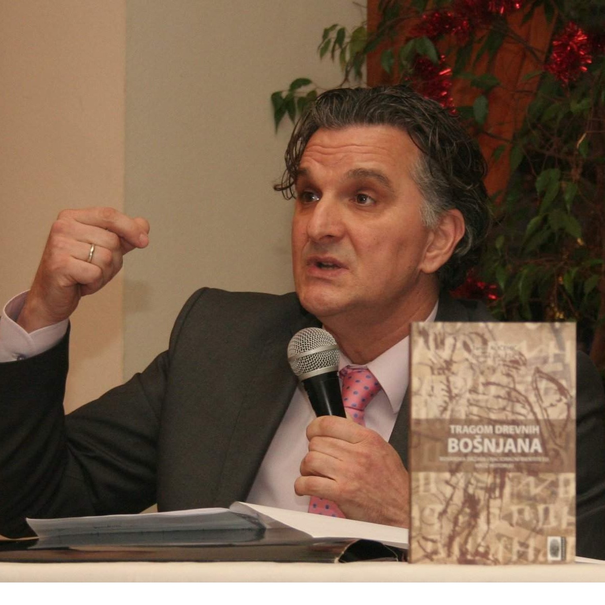 Đenan Galešić: Bosna i bosansko susjedstvo u okvirima nacionalnih program